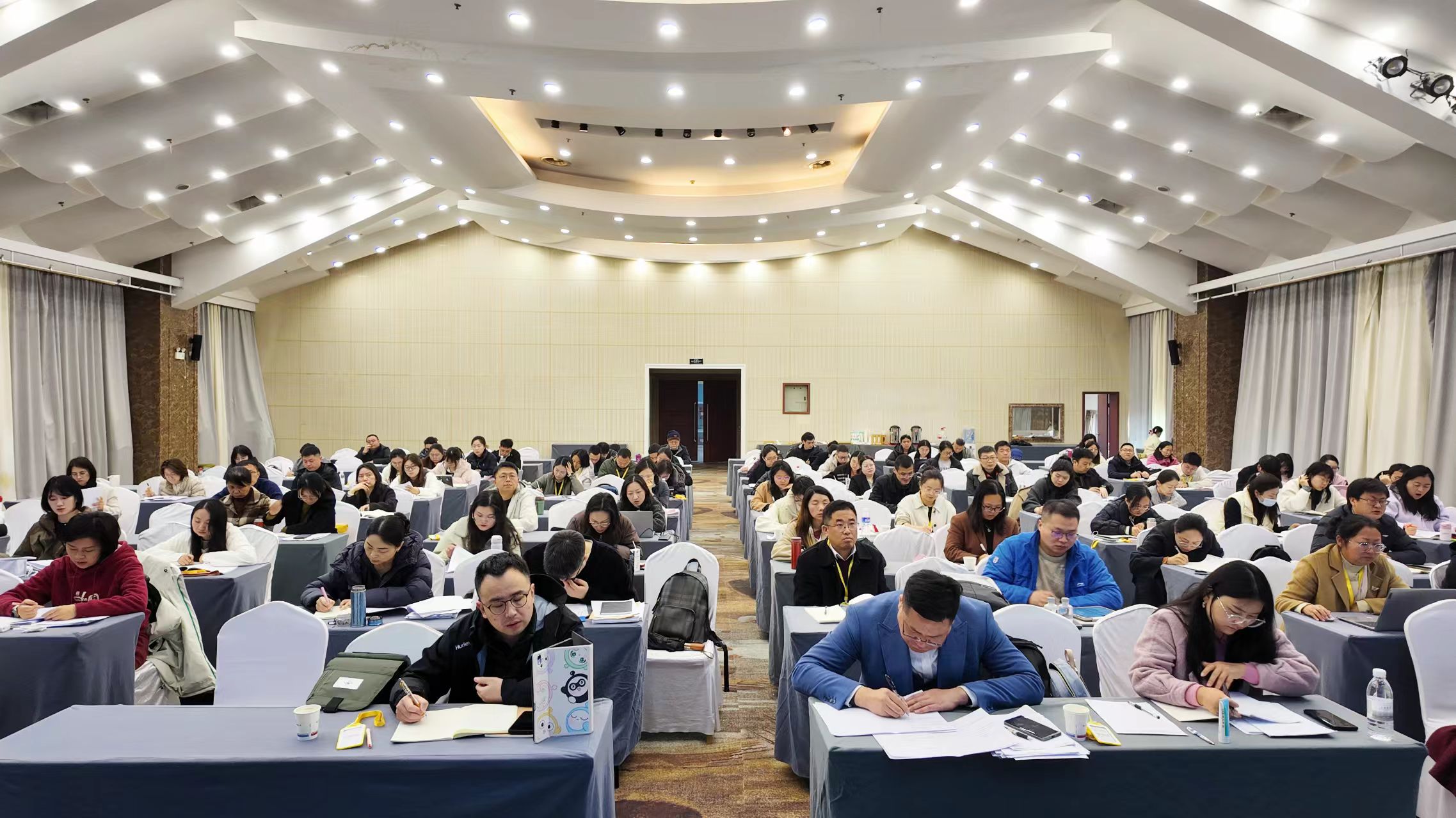 硕果学堂2026年同等学力申硕经济学综合强化提升线下培训圆满完成！